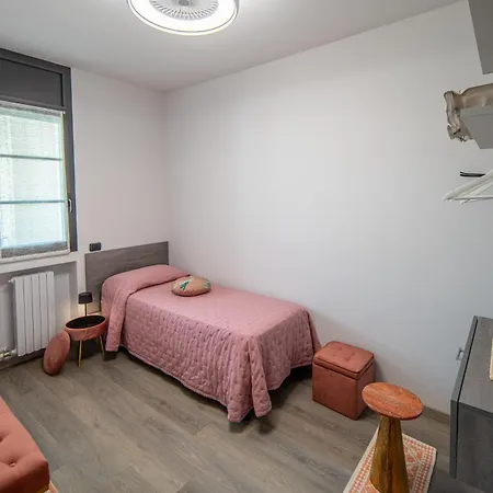 公寓 Locazione Turistica L'aurora 阿尔巴