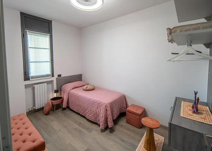 아파트 Locazione Turistica L'aurora 알바