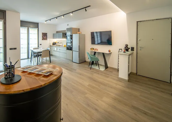 아파트 Locazione Turistica L'aurora 알바