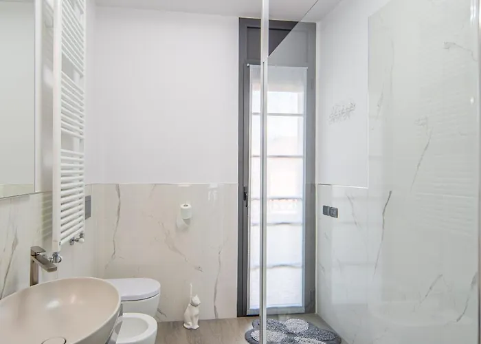 아파트 Locazione Turistica L'aurora 알바