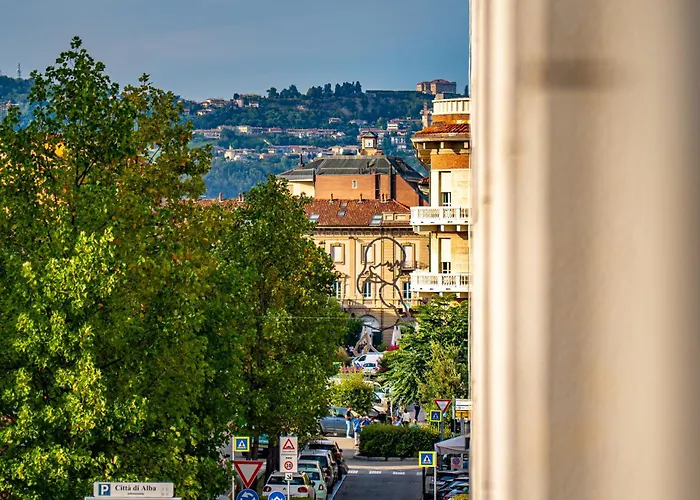 아파트 Locazione Turistica L'aurora 알바